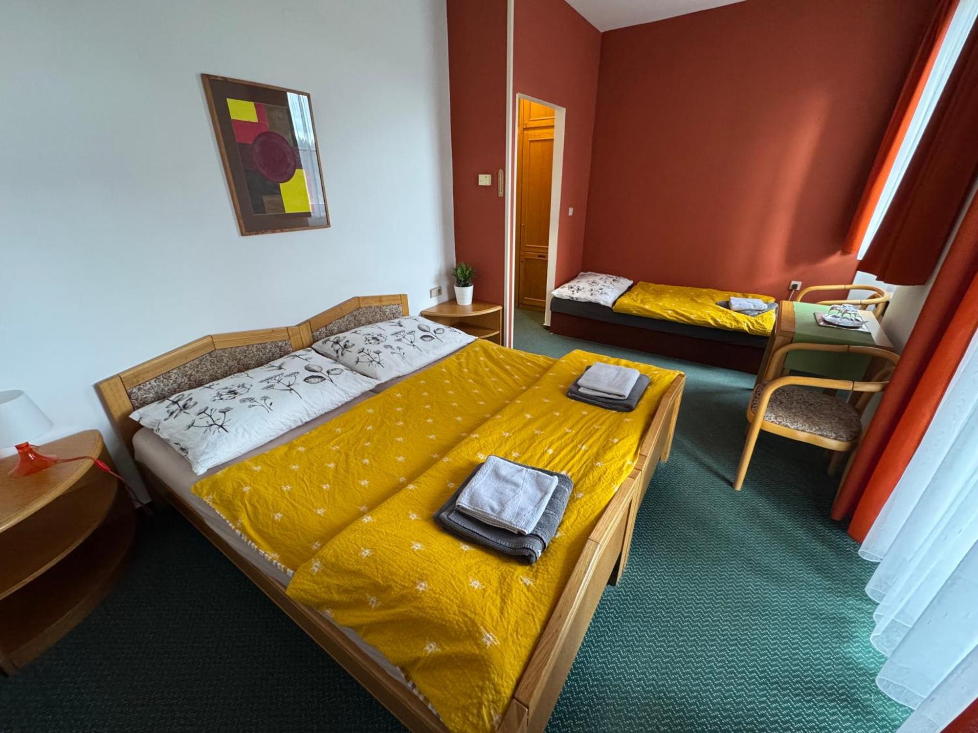 Hotel Lucni Dum Janské Lázně Camera foto