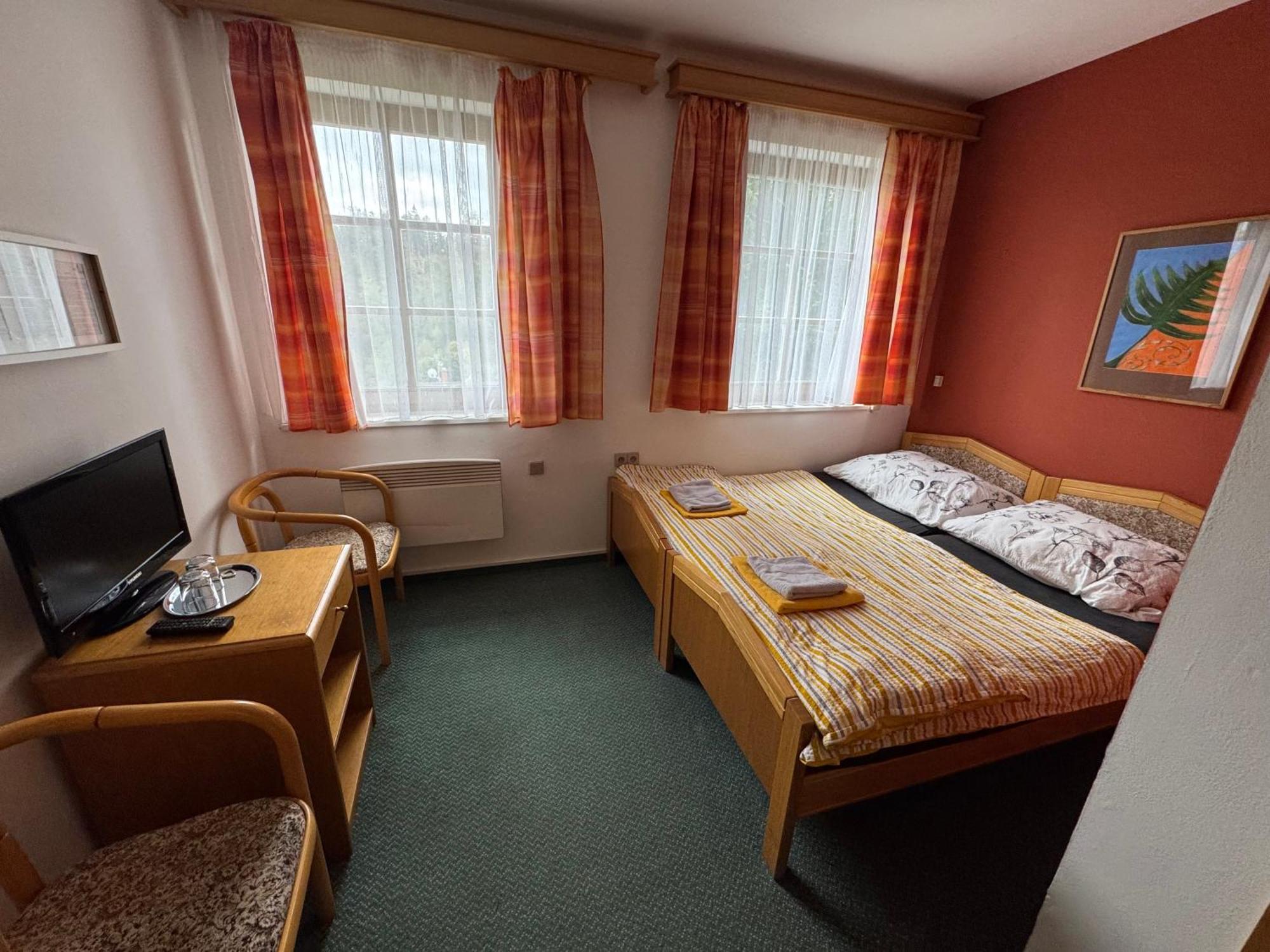 Hotel Lucni Dum Janské Lázně Camera foto